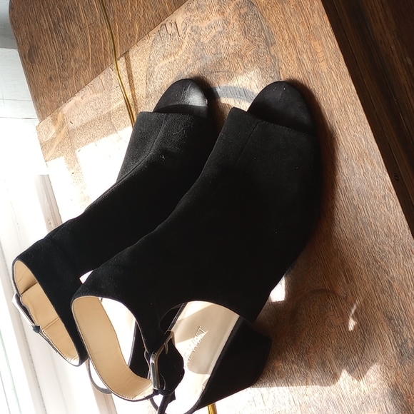 Nine West Heels - Picture 7 of 7